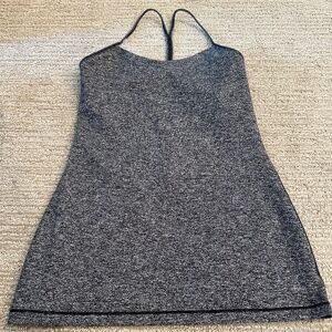 Lululemon tank size 6 gray